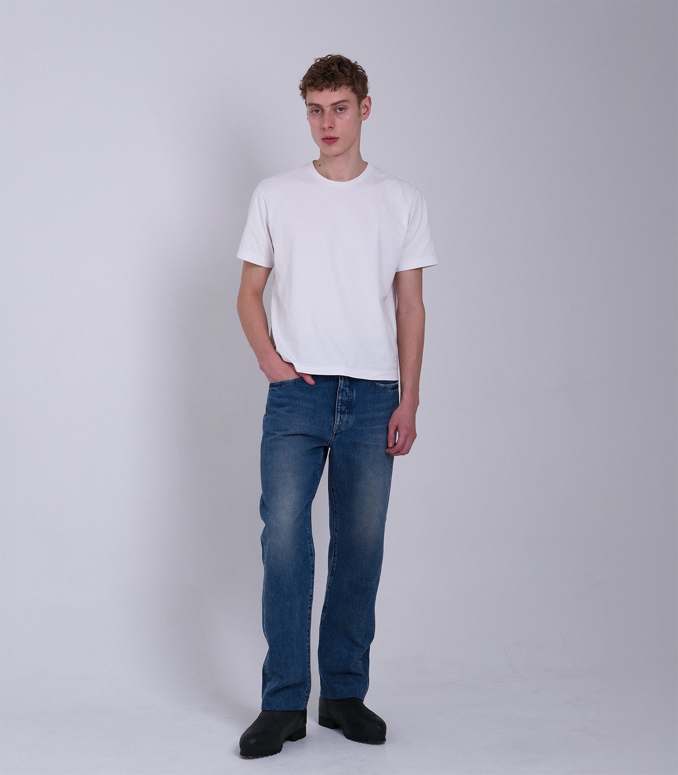 STRAIGHT JEAN TROUSERS - VINTAGE BLUE - TANAKA