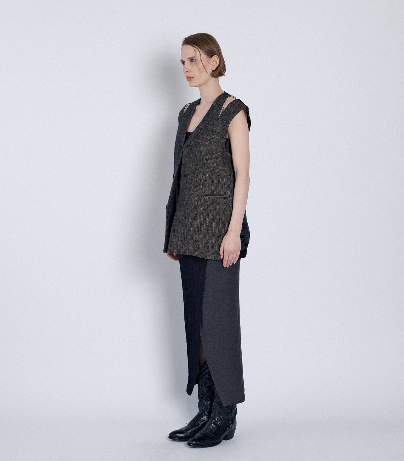 SLIT TAILORED VEST - HERRINGBONE
