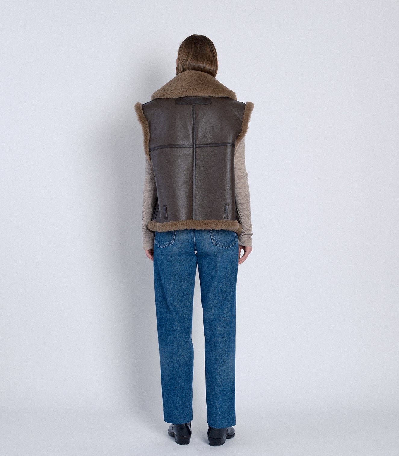 SHEARLING VEST - BROWN