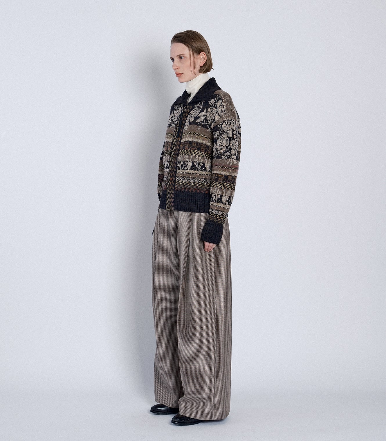 JACQUARD CARDIGAN - BLACK