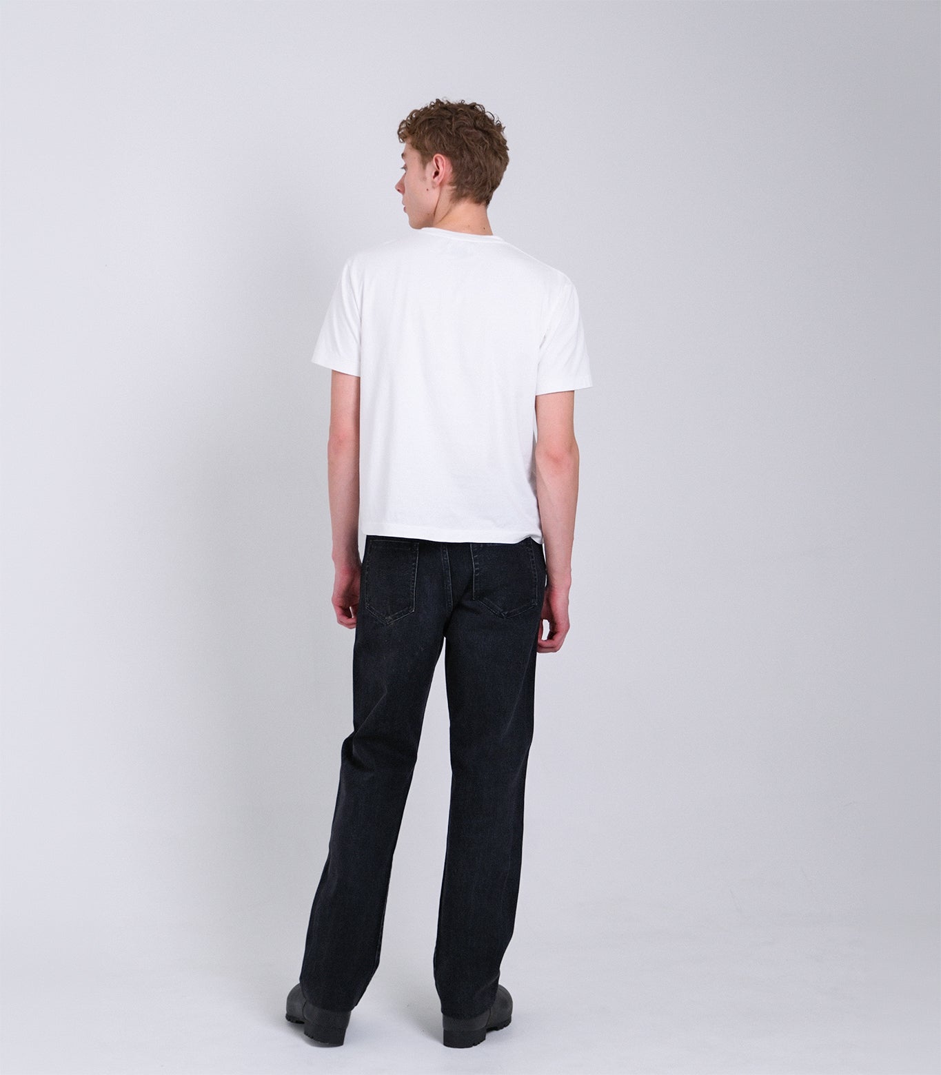 STRAIGHT JEAN TROUSERS - BLACK - TANAKA