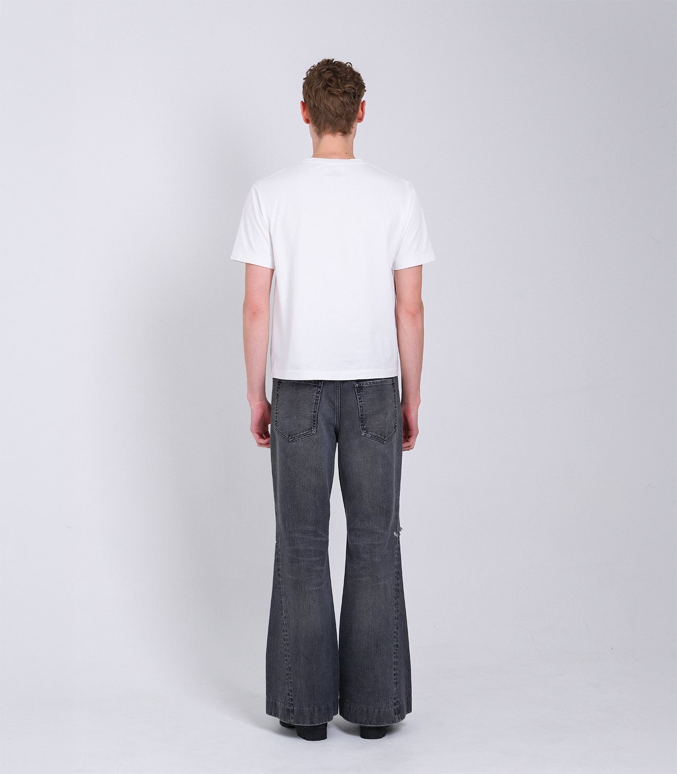 FLARE JEAN TROUSERS - DISTRESSED GRAY - TANAKA