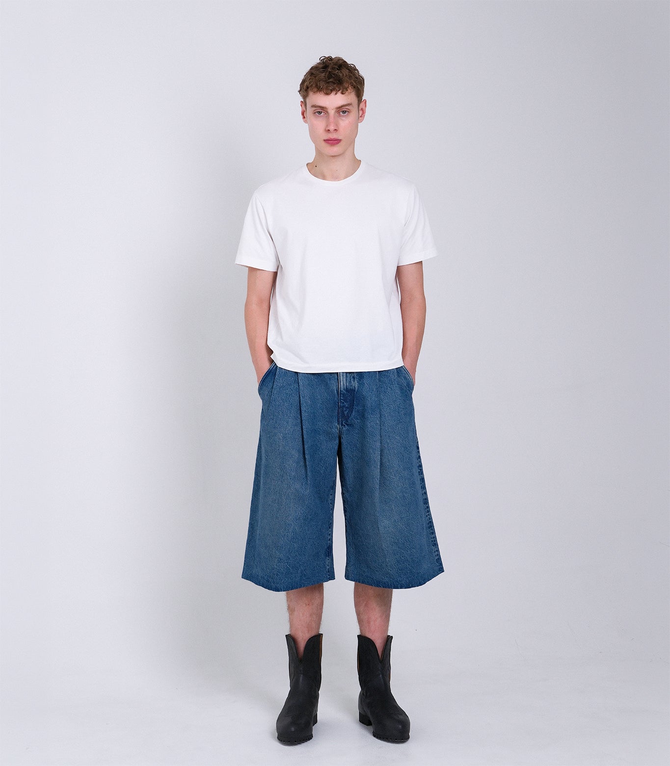 HAKAMA JEAN SHORTS - MID BLUE – TANAKA