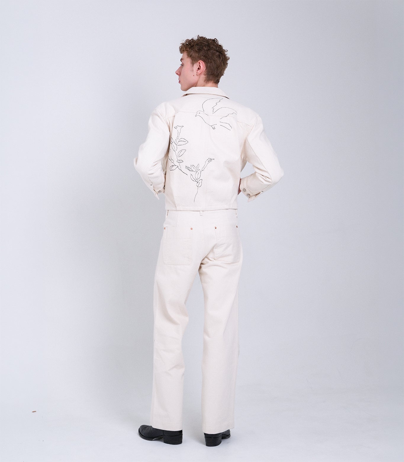 THE JEAN JACKET - WHITE(EMBROIDERY) – TANAKA THE JEAN JACKET - WHITE(EMBROIDERY) – TANAKA