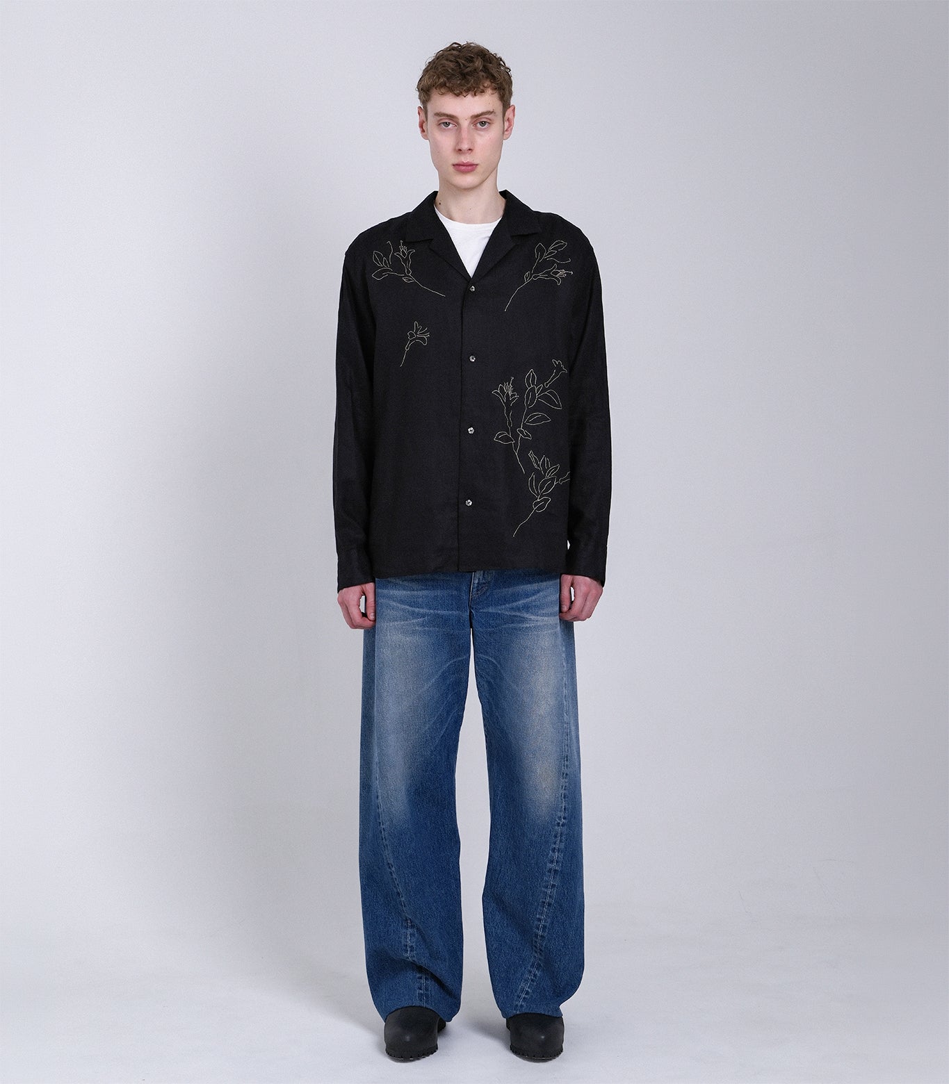 THE SHIRTS - BLACK LINEN (EMBROIDERY) - TANAKA