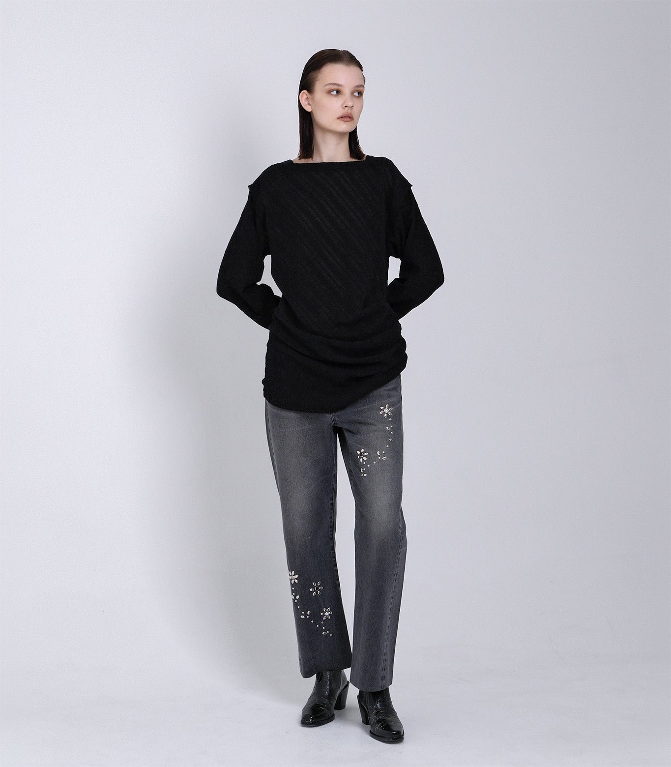 DRAPE LONG SLEEVE TEE - BLACK - TANAKA