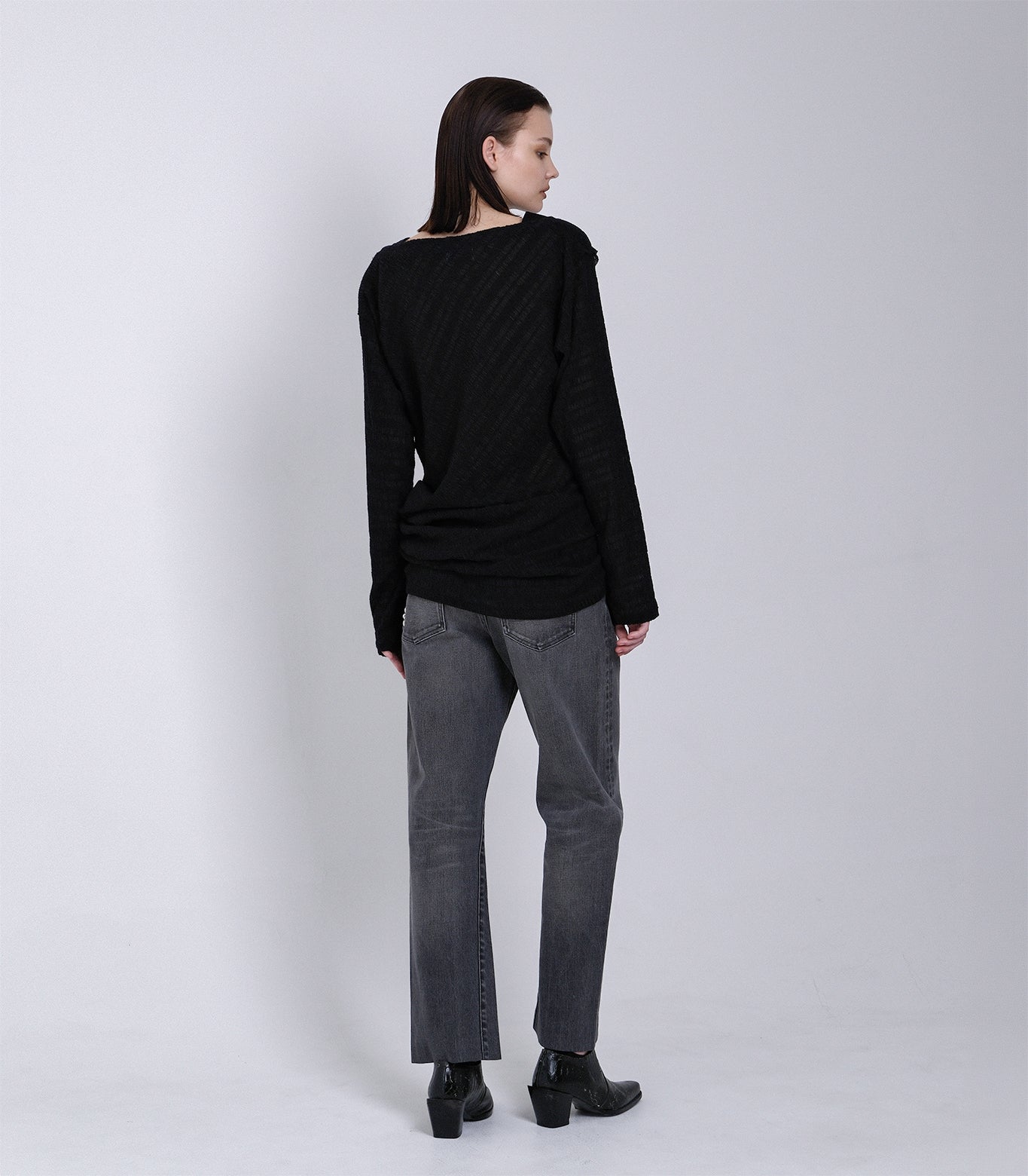 DRAPE LONG SLEEVE TEE - BLACK - TANAKA