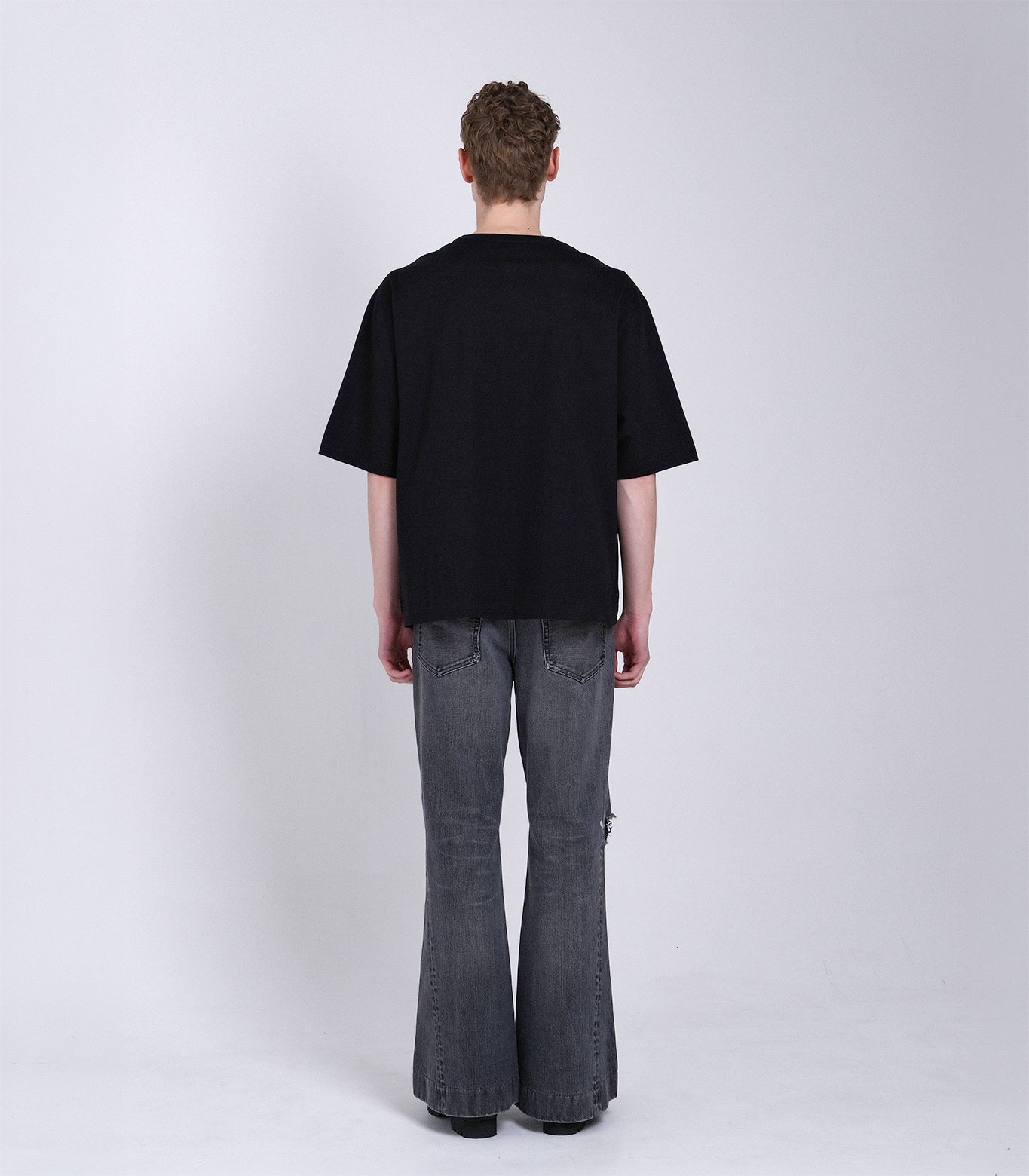 【 Coming Soon 】BOXY TEE - BLACK (EMBROIDERY) - TANAKA