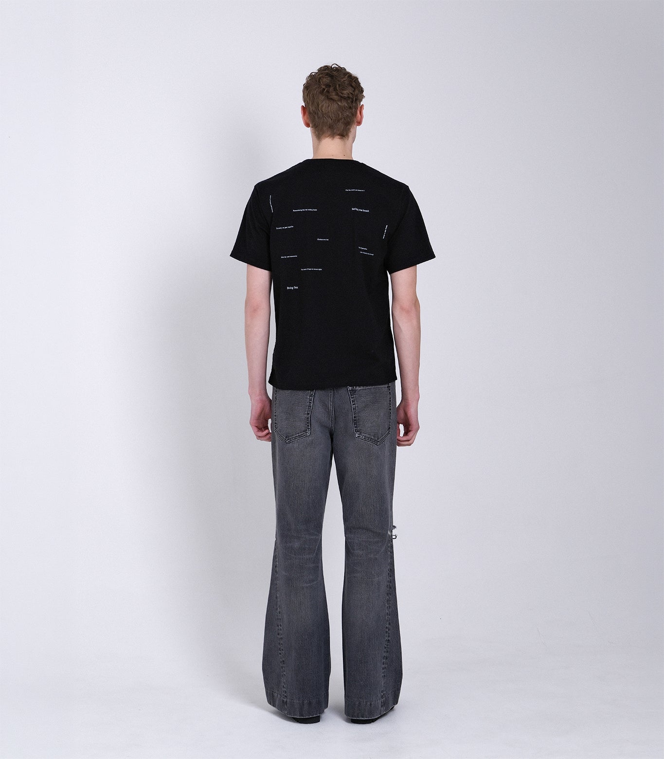 THE TEE - BLACK (PRINT) - TANAKA