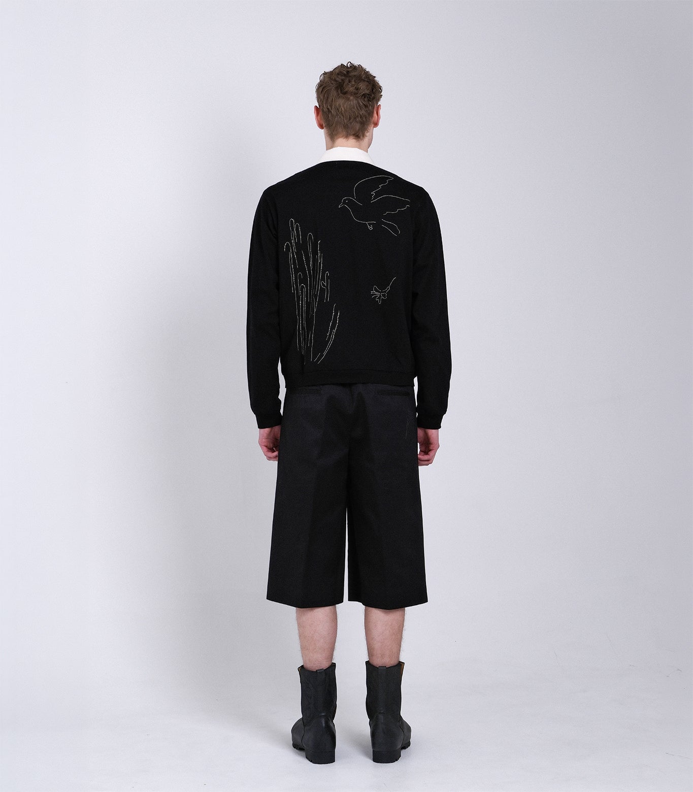 THE SHORTS - BLACK (EMBROIDERY) - TANAKA