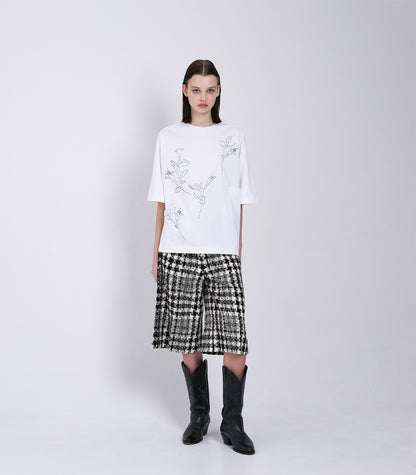 【 Coming Soon 】BOXY TEE - WHITE (EMBROIDERY) - TANAKA