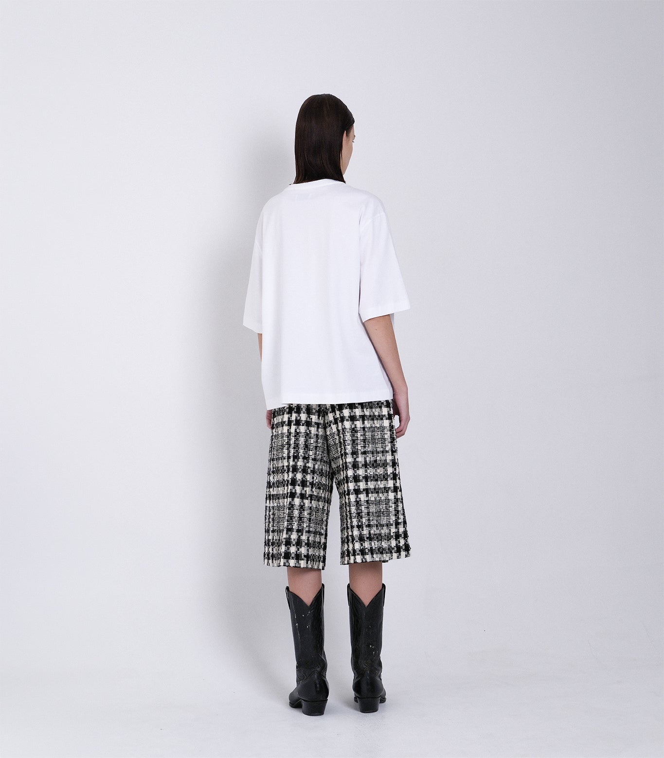 【 Coming Soon 】BOXY TEE - WHITE (EMBROIDERY) - TANAKA