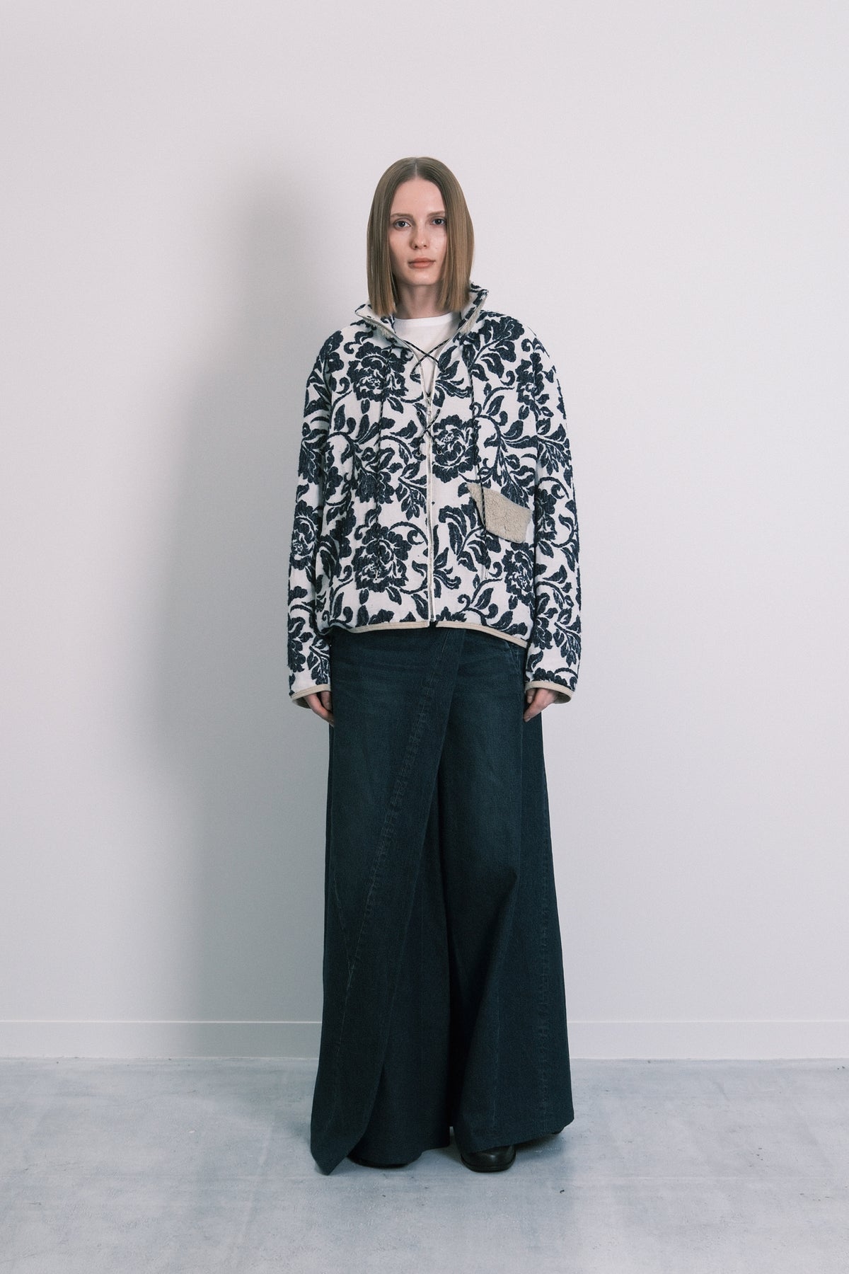 FLEECE JACKET - INDIGO FLOWER