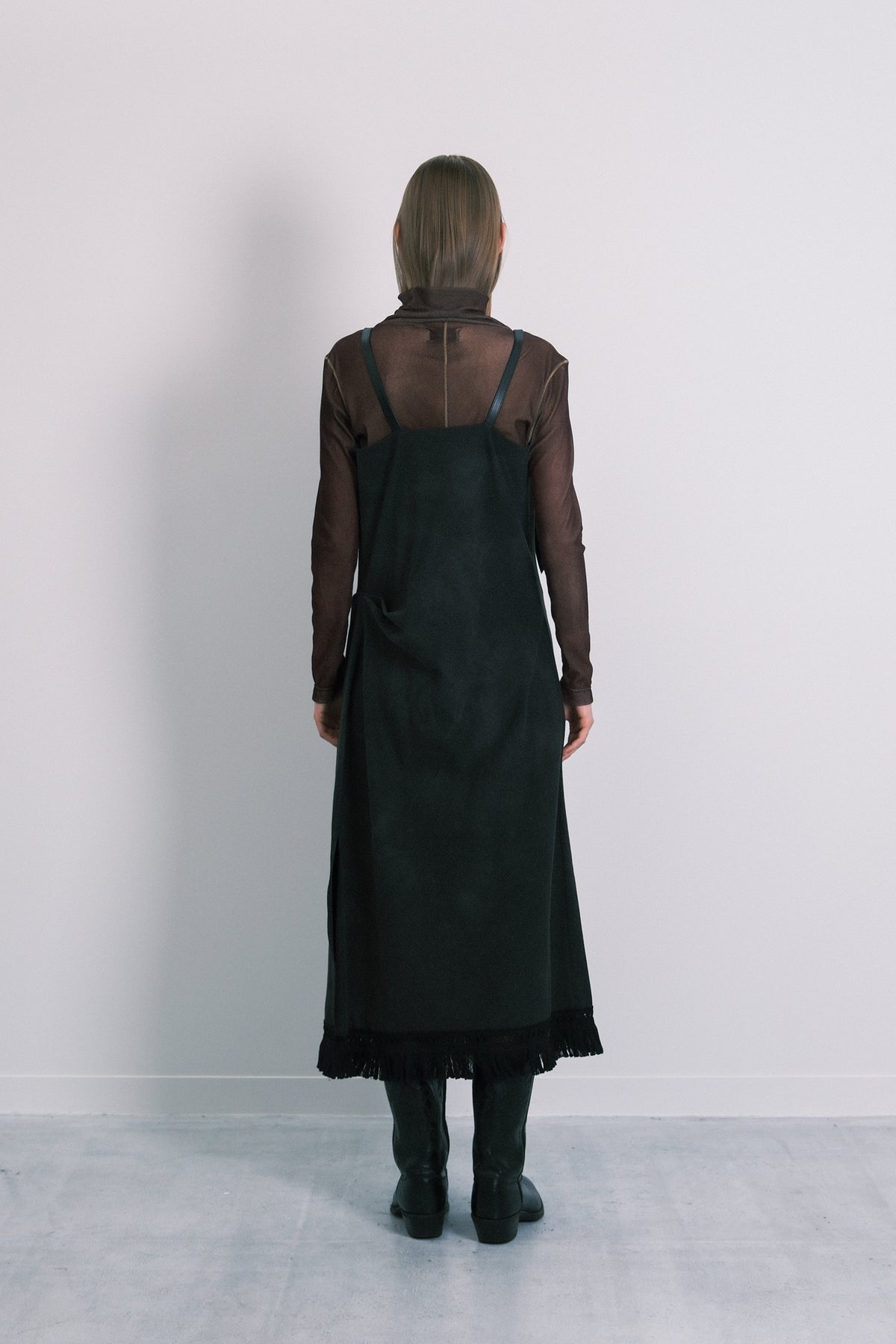 TURTLE NECK TEE - DARK BROWN - TANAKA