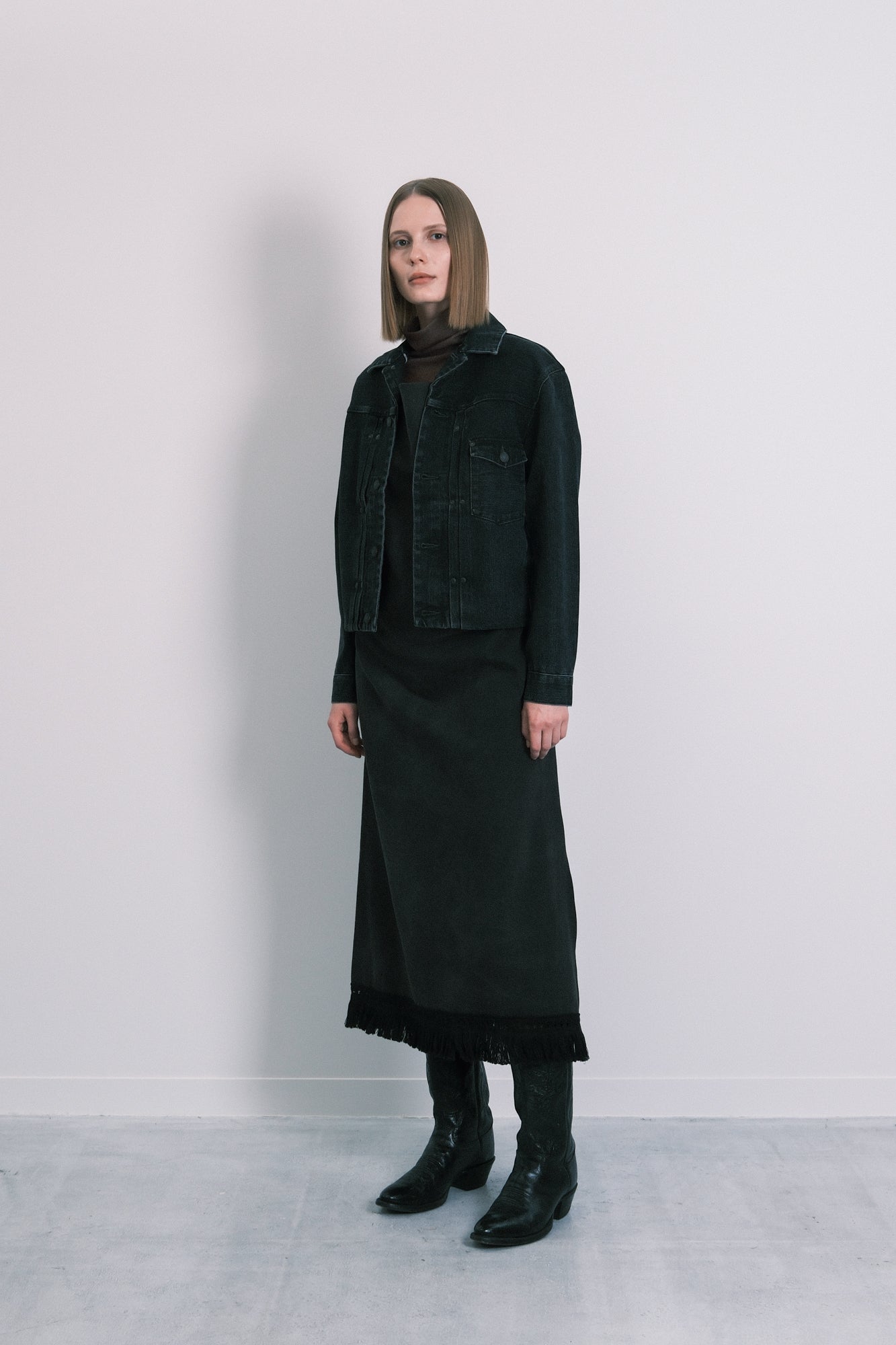 THE JEAN JACKET - BLACK