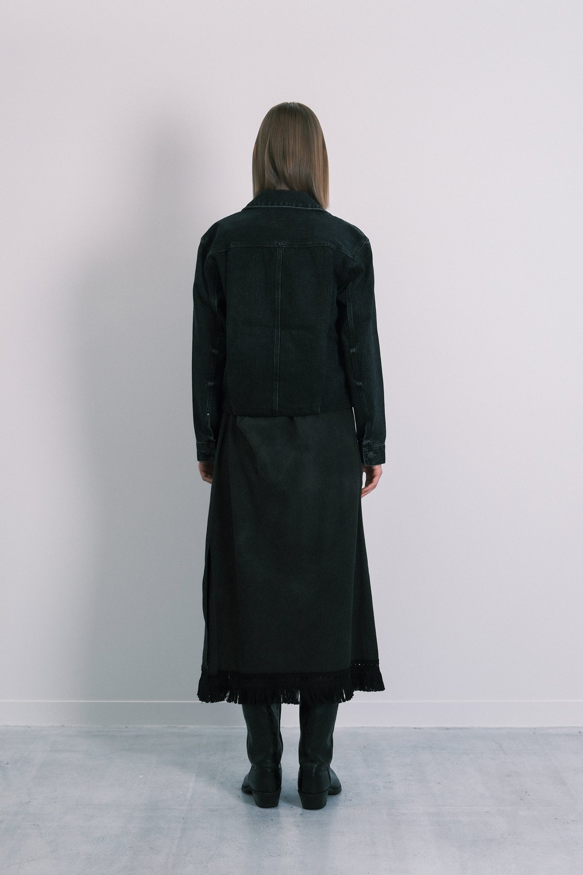 THE JEAN JACKET - BLACK
