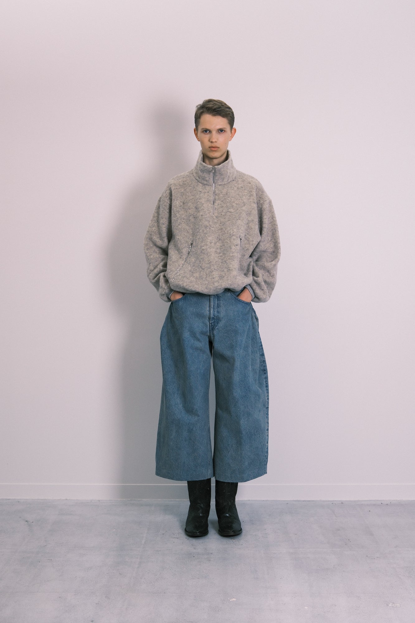 WIDE CROPPED JEANS - DUSTY BLUE