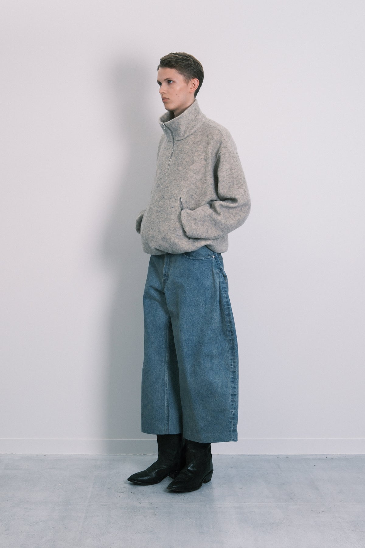 WIDE CROPPED JEANS - DUSTY BLUE