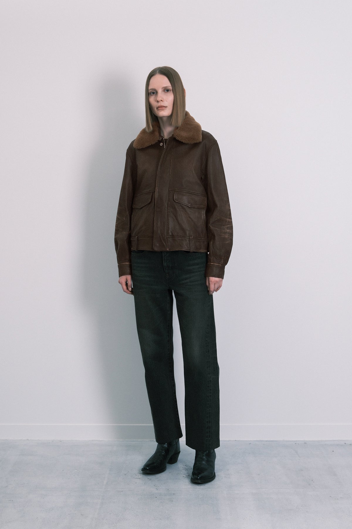 LEATHER FLIGHT JACKET - BROWN