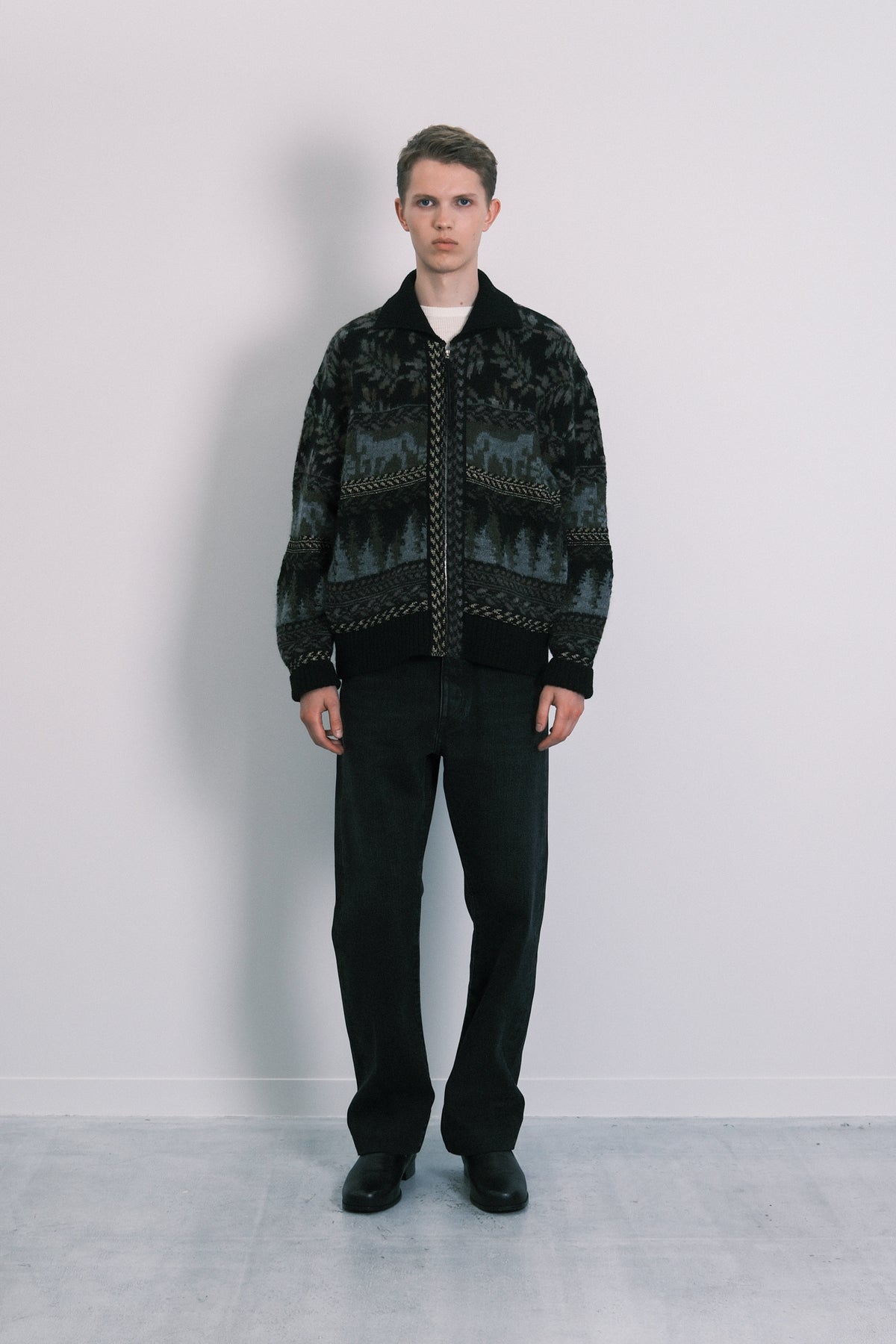 JACQUARD CARDIGAN - BLACK