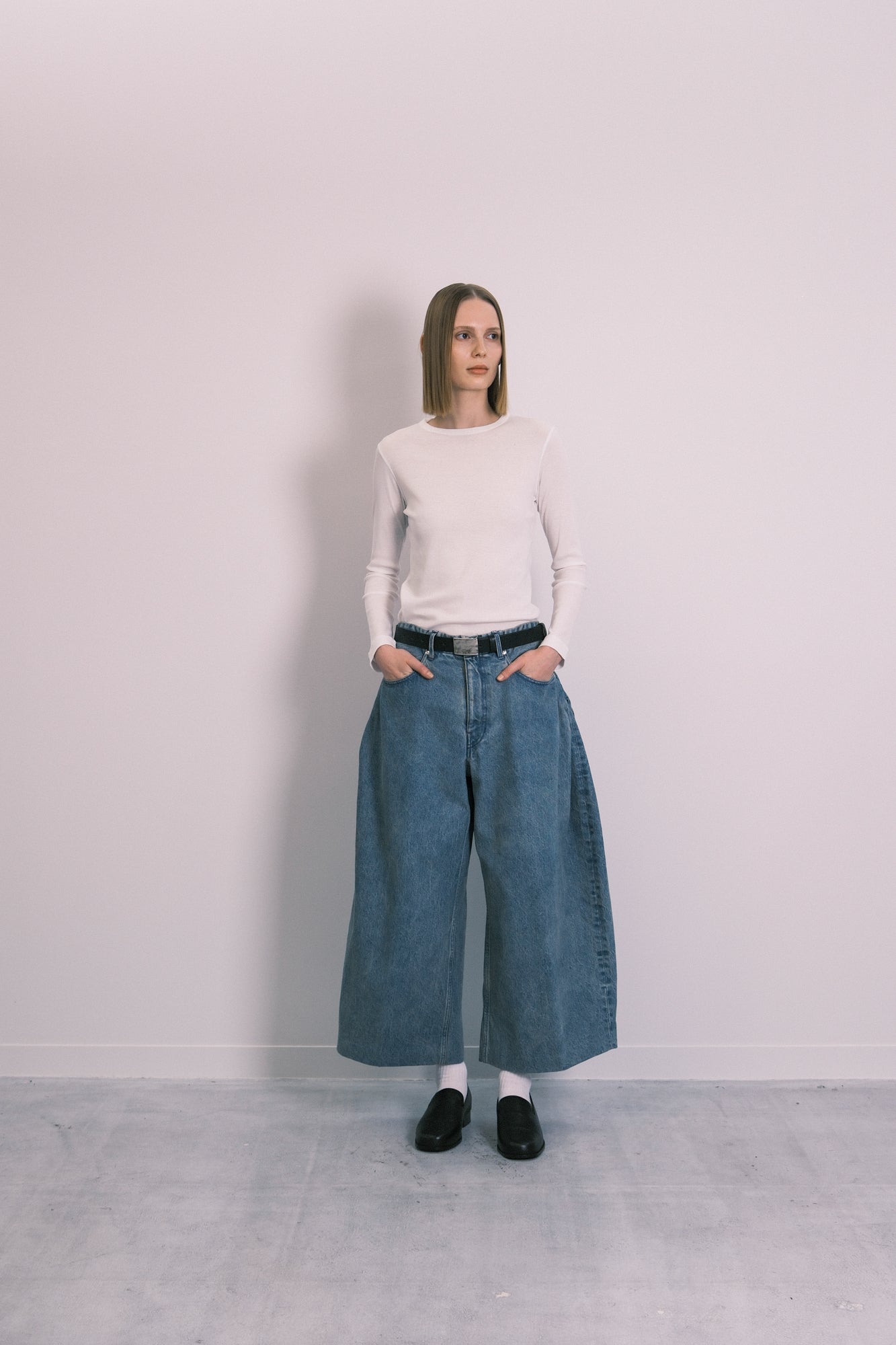 WIDE CROPPED JEANS - DUSTY BLUE
