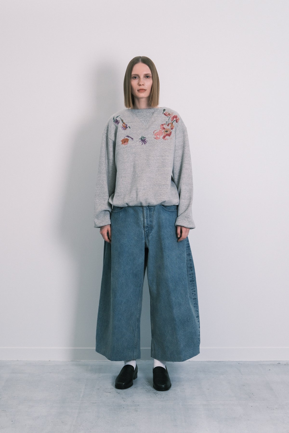 THE SWEATSHIRT - HEATHER GRAY(FLOWER) - TANAKA