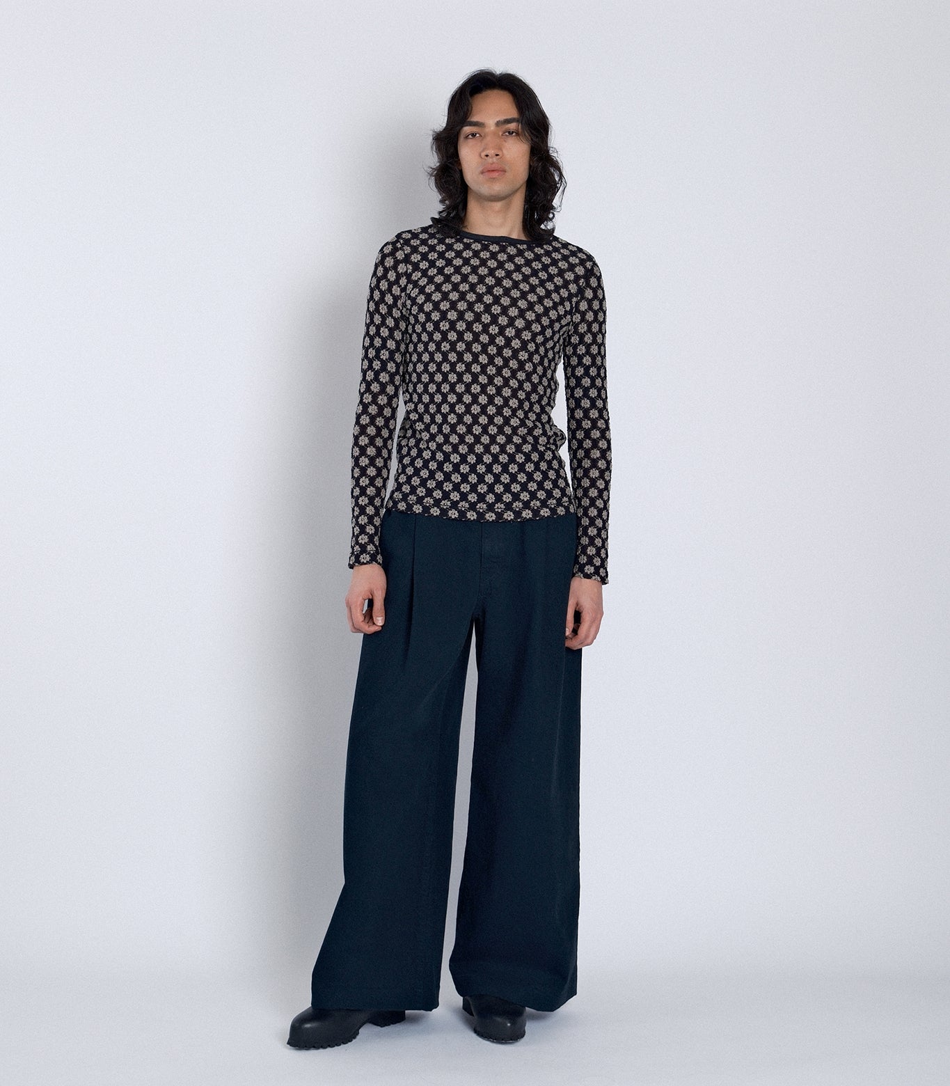 LONG SLEEVE TEE - BLACK FLOWER