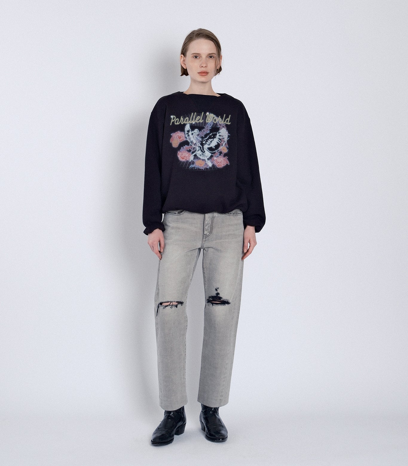 THE SWEATSHIRT - BLACK