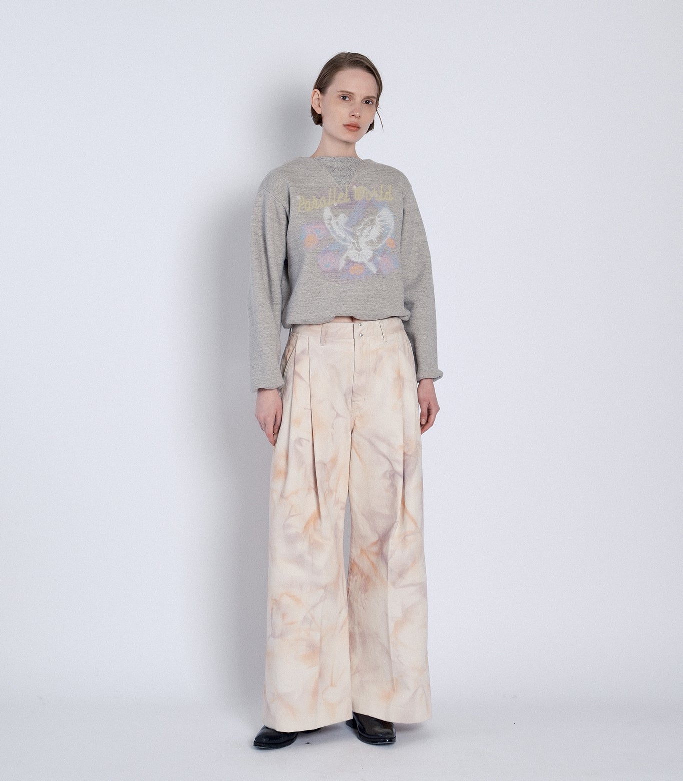 THE SWEATSHIRT - HEATHER GRAY