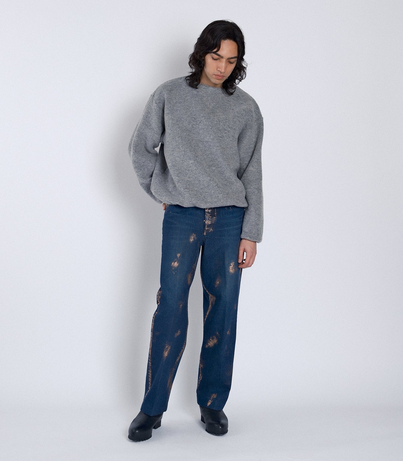 THE SWEATSHIRT - LIGHT GRAY