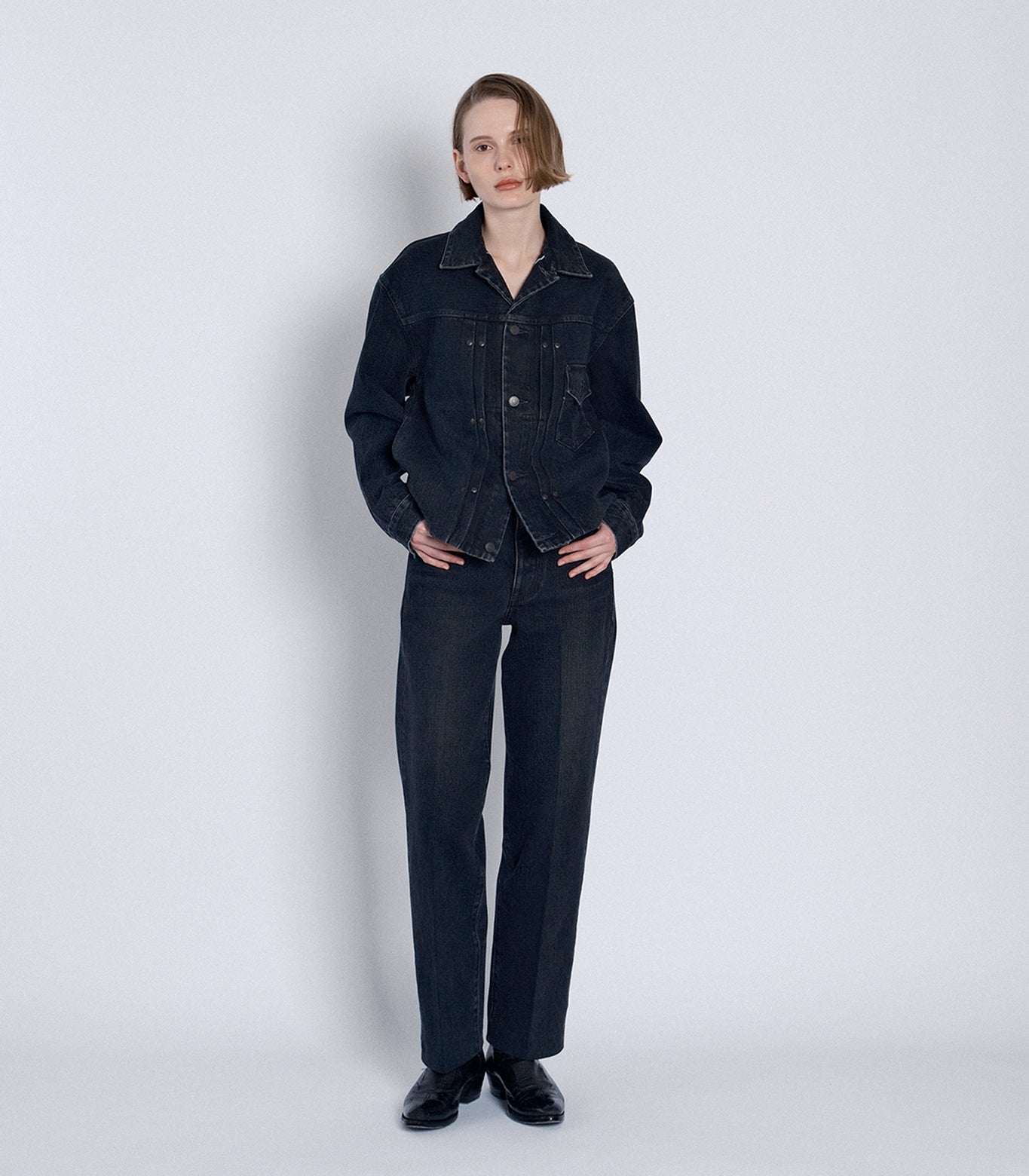 THE JEAN TROUSERS - BLACK