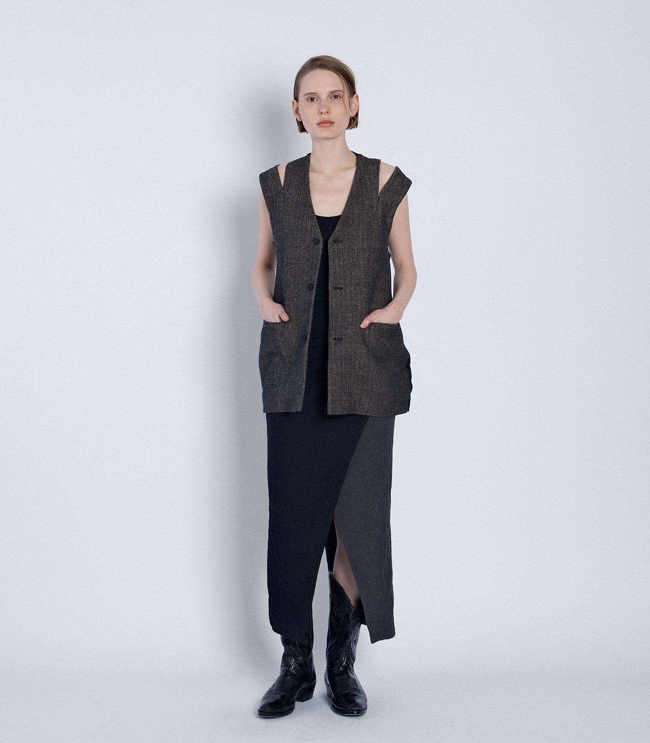 SLIT TAILORED VEST -  HERRINGBONE