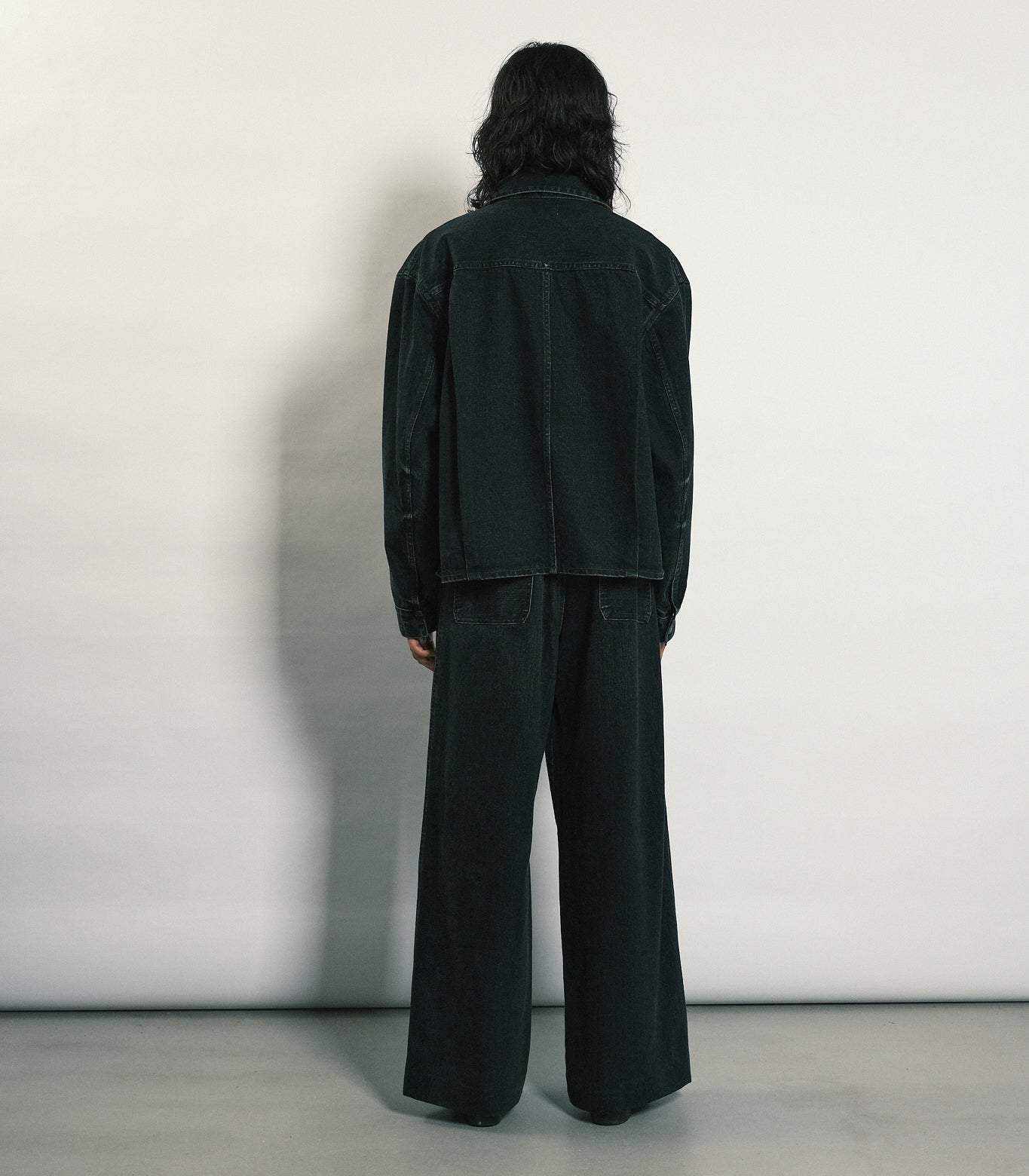 THE JEAN JACKET - BLACK