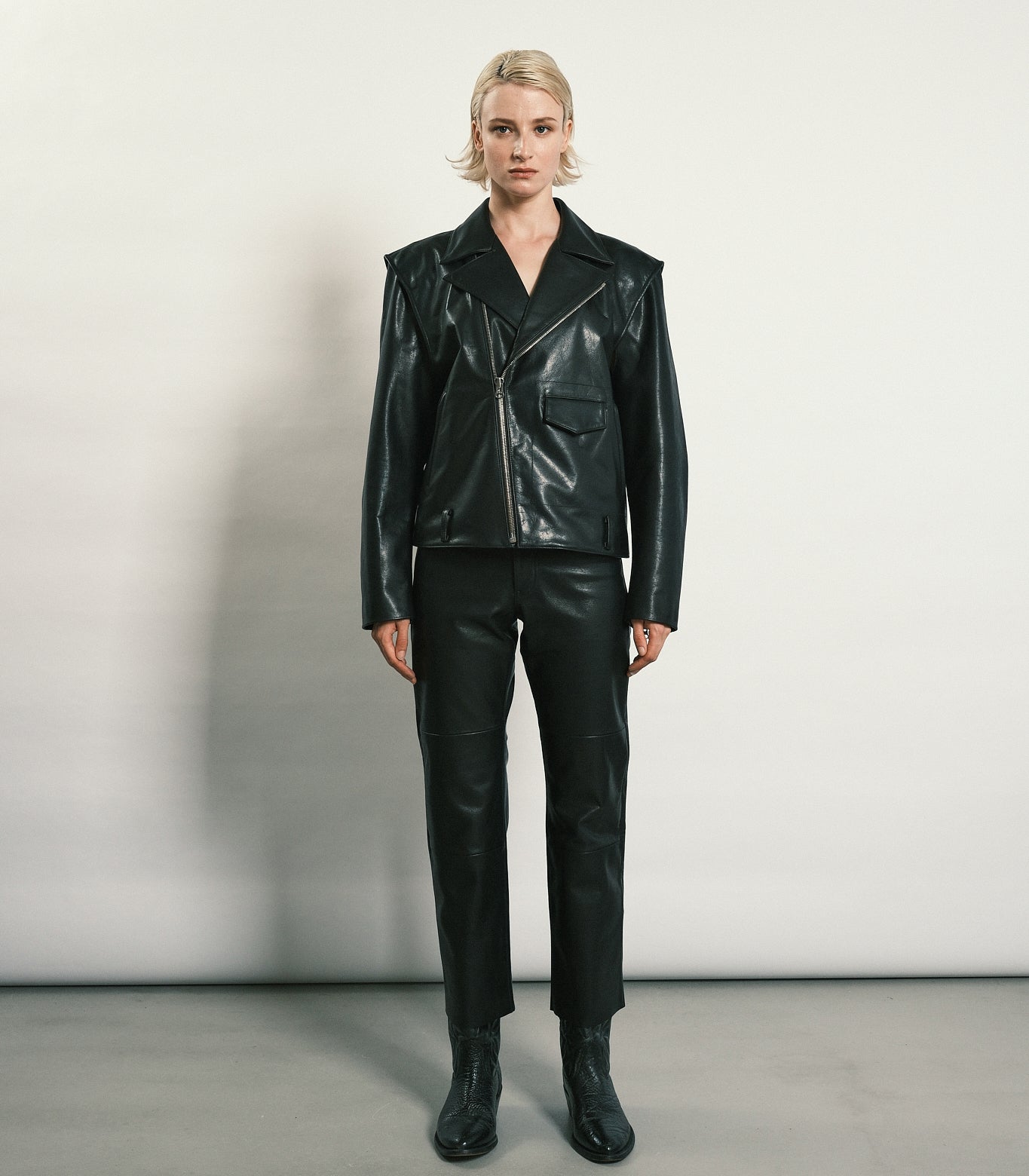 LEATHER TROUSERS - BLACK
