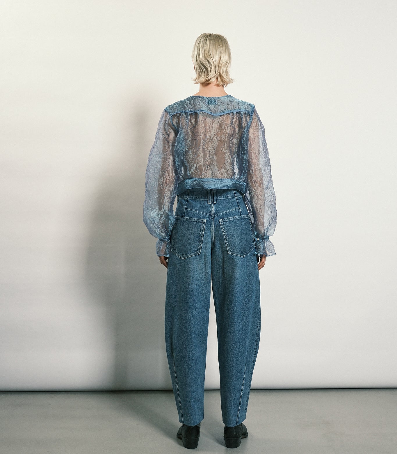 TAPERED JEAN TROUSERS - MID BLUE